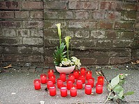 Kranz an der Karl-Lehr-Straße, Foto vom 31.7.2010